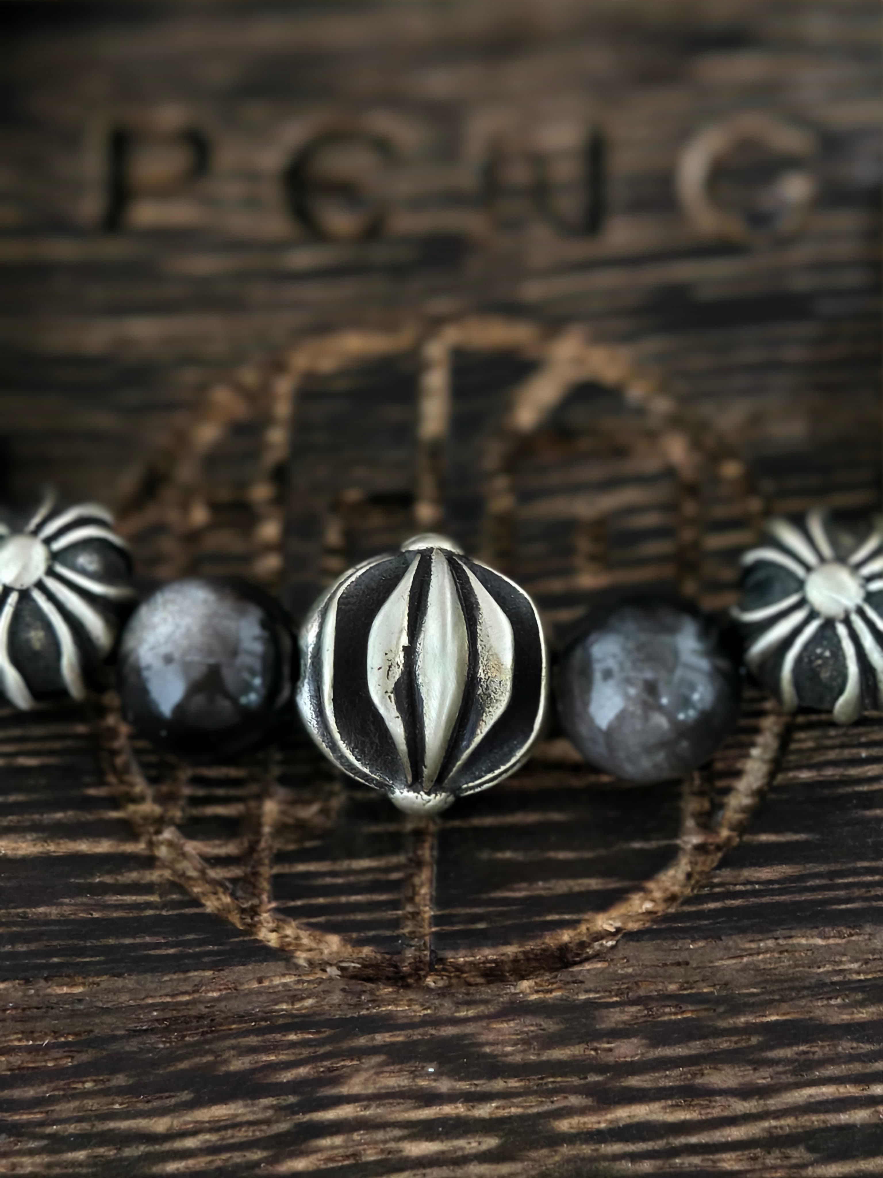 크롬하츠(CHROME HEARTS) 4실버볼 8mm 실버 옵시디언 팔찌 상세 이미지 8